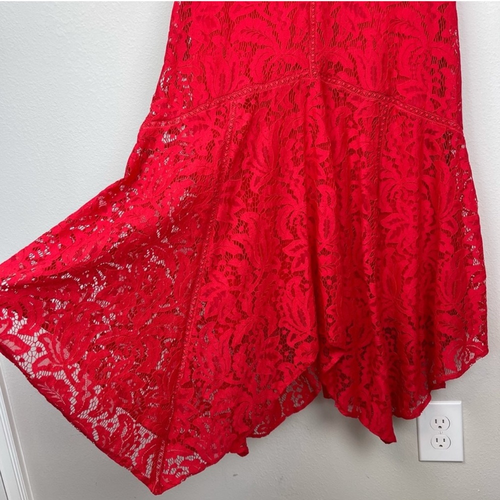 HP🌸 NWT Taylor Red Lace Sleeveless Midi dress size 6 - Picture 6 of 15